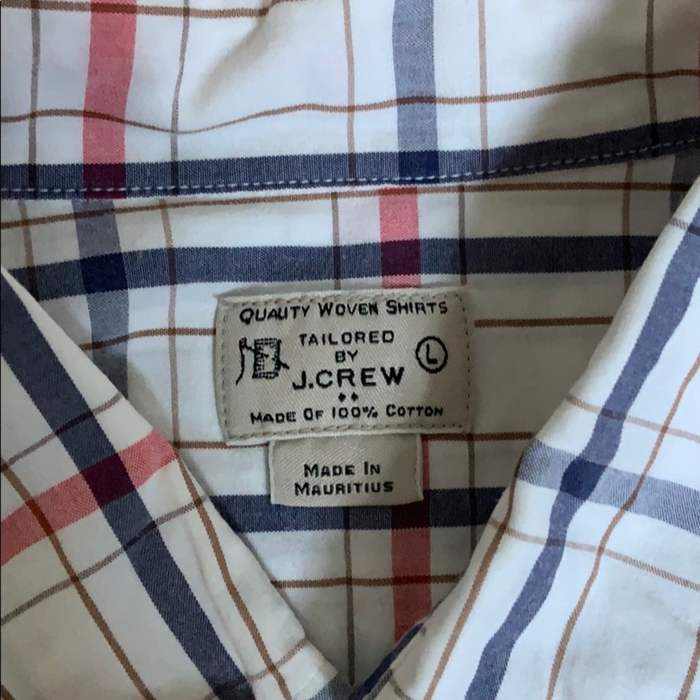Button down - Picture 2 of 2